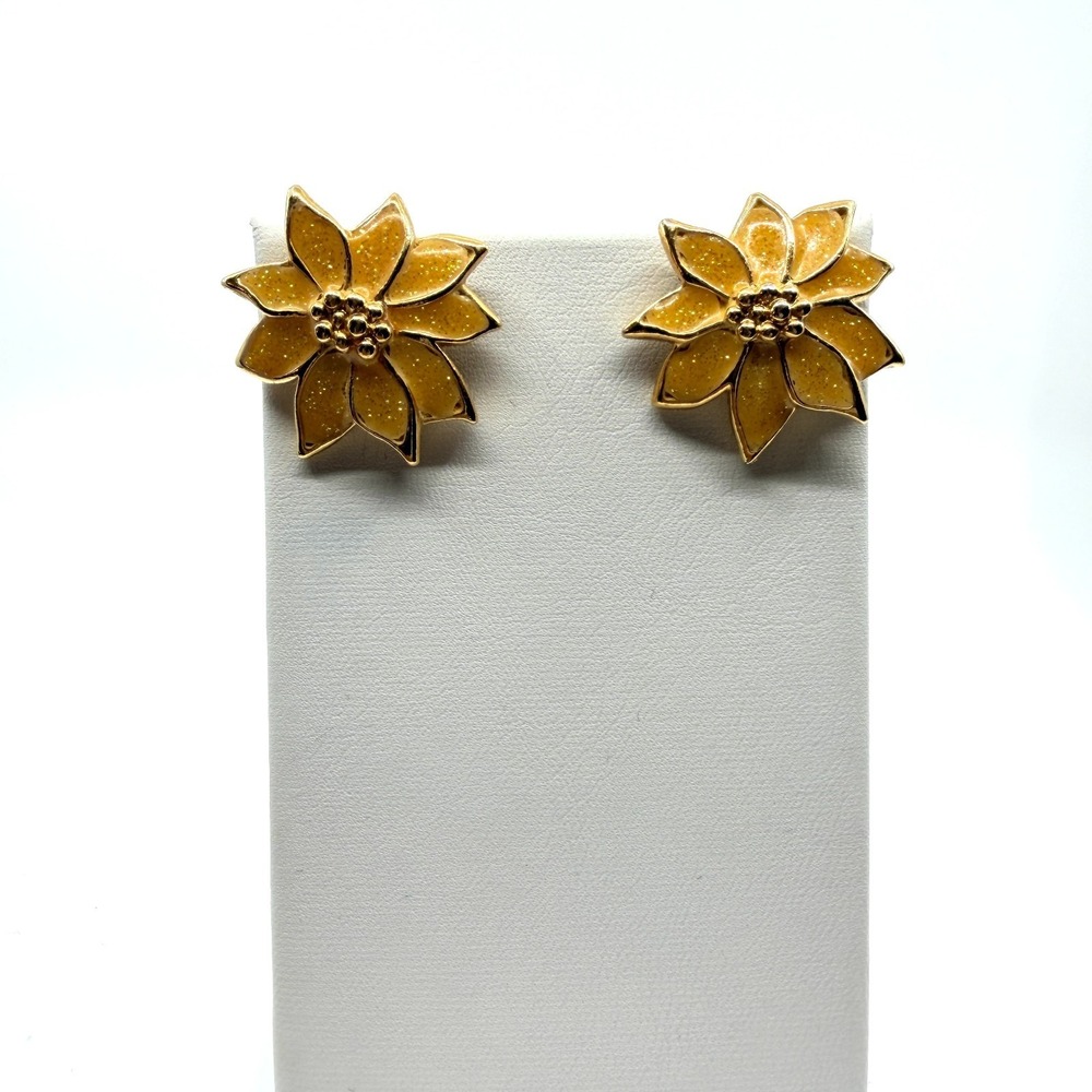 Vintage Gold Tone Yellow Enamel Glitter Poinsettia Flower Stud Earrings Retro
